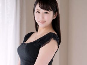 【素人×人妻】巨乳な美人人妻がAVデビュー！たどたどしさがエロく勃起が止まらずそのままはめはめ！